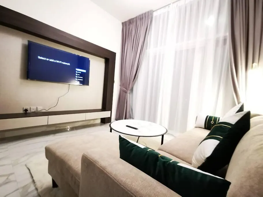 208 Amazing 2 Bedroom With Burj Khalifa & Canal View Dubai Holiday home