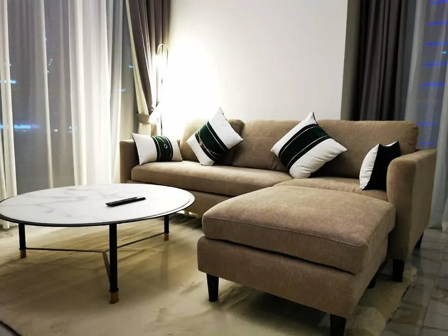 208 Amazing 2 Bedroom With Burj Khalifa & Canal View Dubai Holiday home